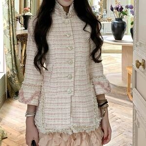 Exquisite Runway Pink Bouclé Tweed Jacket with Ruffled Trim and Braided Accent